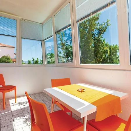 Appartamento Lovely In *