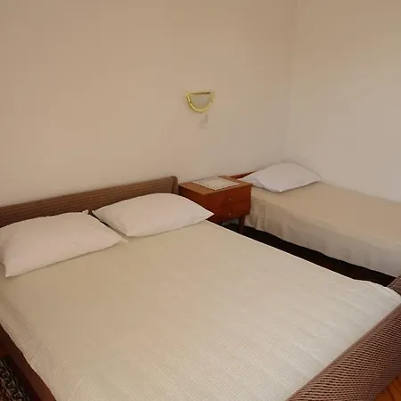 Apartament Lovely In