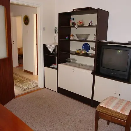 Apartamento Lovely In *