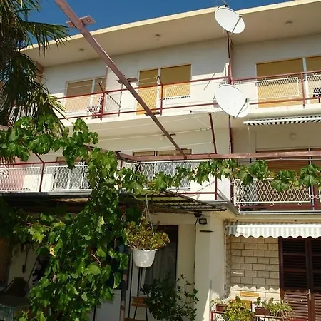 Apartament Lovely In
